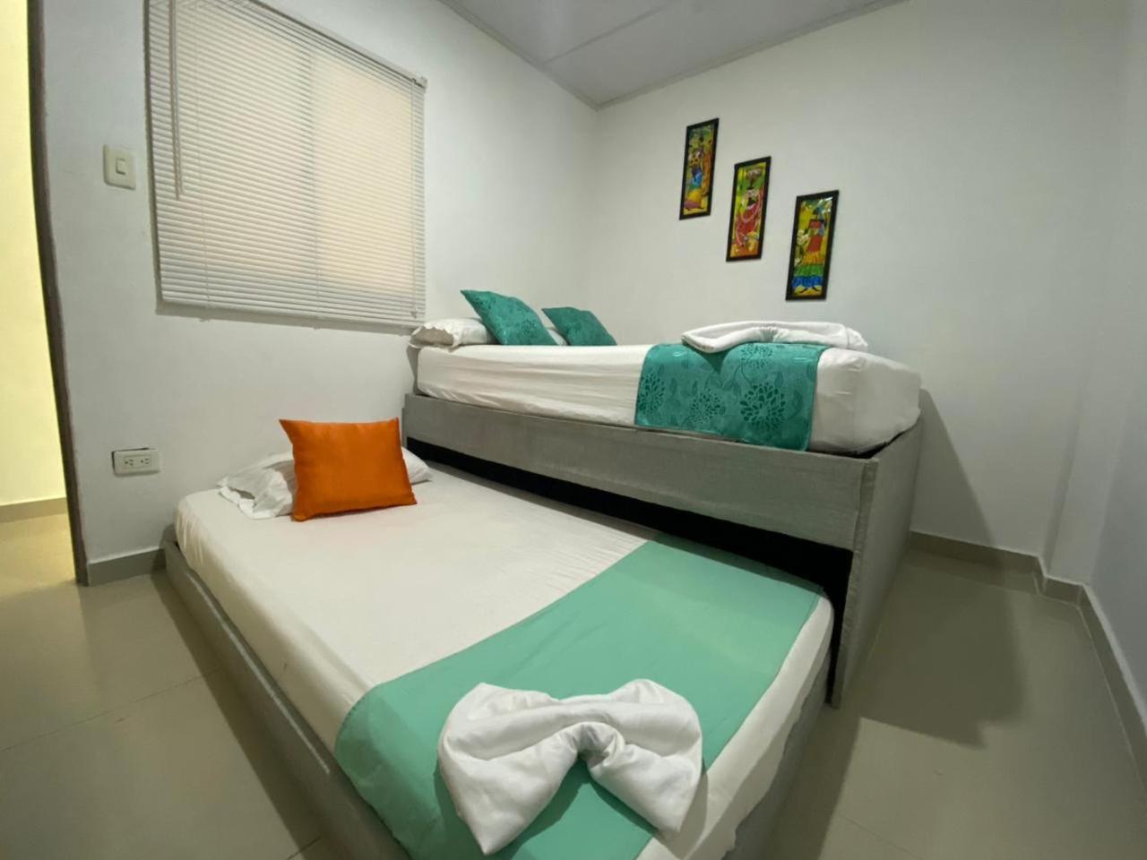 Guest house Shekinah House *
